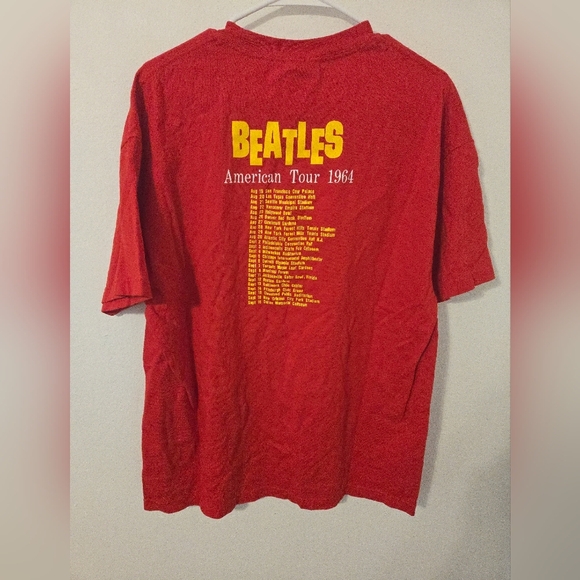 VINTAGE Beatles T Shirt Mens Size XL Red American Tour Crew Neck Reprint 2002 - Picture 2 of 7